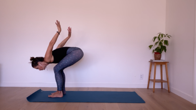 Energizing 10 Minute Yoga Flow